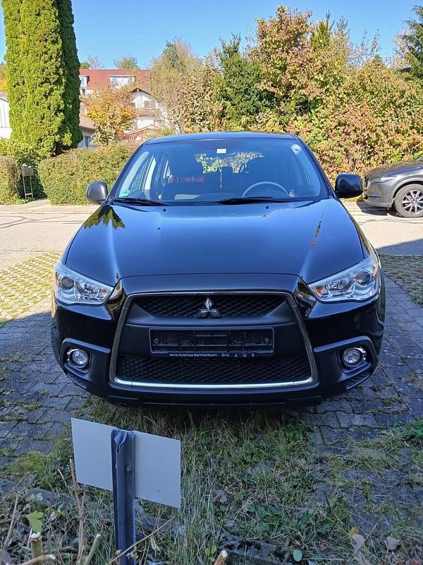Gebraucht Mitsubishi ASX 150 PS (110 kW) 2012 Schwarz SUV
