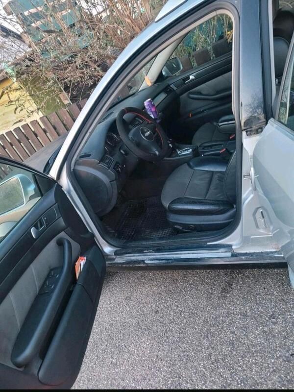 Silber Gebraucht 2002 Audi A6 Kombi | 2.000 € (Fairer Preis) - Bild 1/4