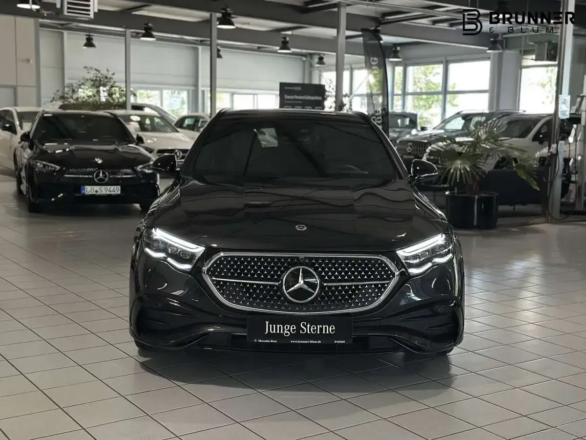 Gebraucht Mercedes E300 AMG 313 PS (230 kW) 2025 lack graphitgrau Kombi
