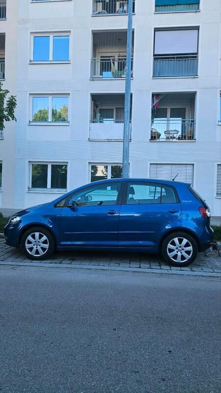 Blau Gebraucht 2007 VW Golf Plus Cross Van / Kleinbus | 5.700 € (Fairer Preis) - Bild 1/4