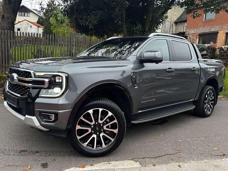 Carbonized gray/asher gray Gebraucht 2024 Ford Ranger Platinum Abholung | 54.995 € (Fairer Preis) - Bild 1/4