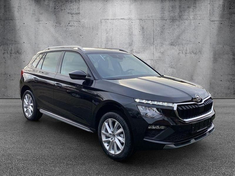 Neu Skoda Kamiq 116 PS (85 kW) 2025 Schwarzmagic perleffekt SUV