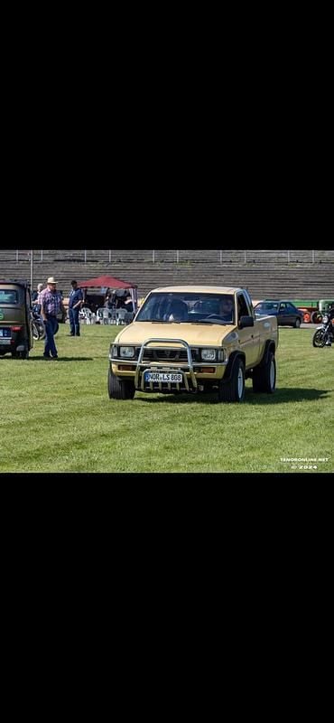 Gebraucht Nissan Navara 80 PS (58 kW) 1991 Andere farben