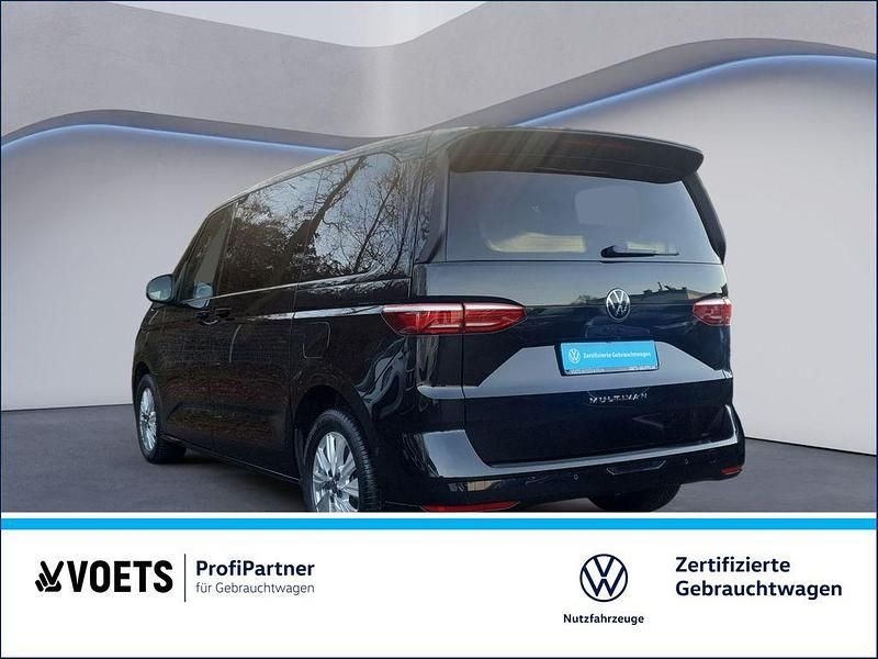 Gebraucht VW Multivan Life 150 PS (110 kW) 2025 Schwarz Van
