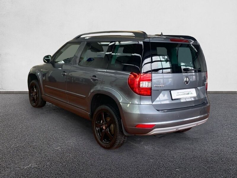 Gebraucht Skoda Yeti Drive 110 PS (80 kW) 2017 Platingrau metallic SUV