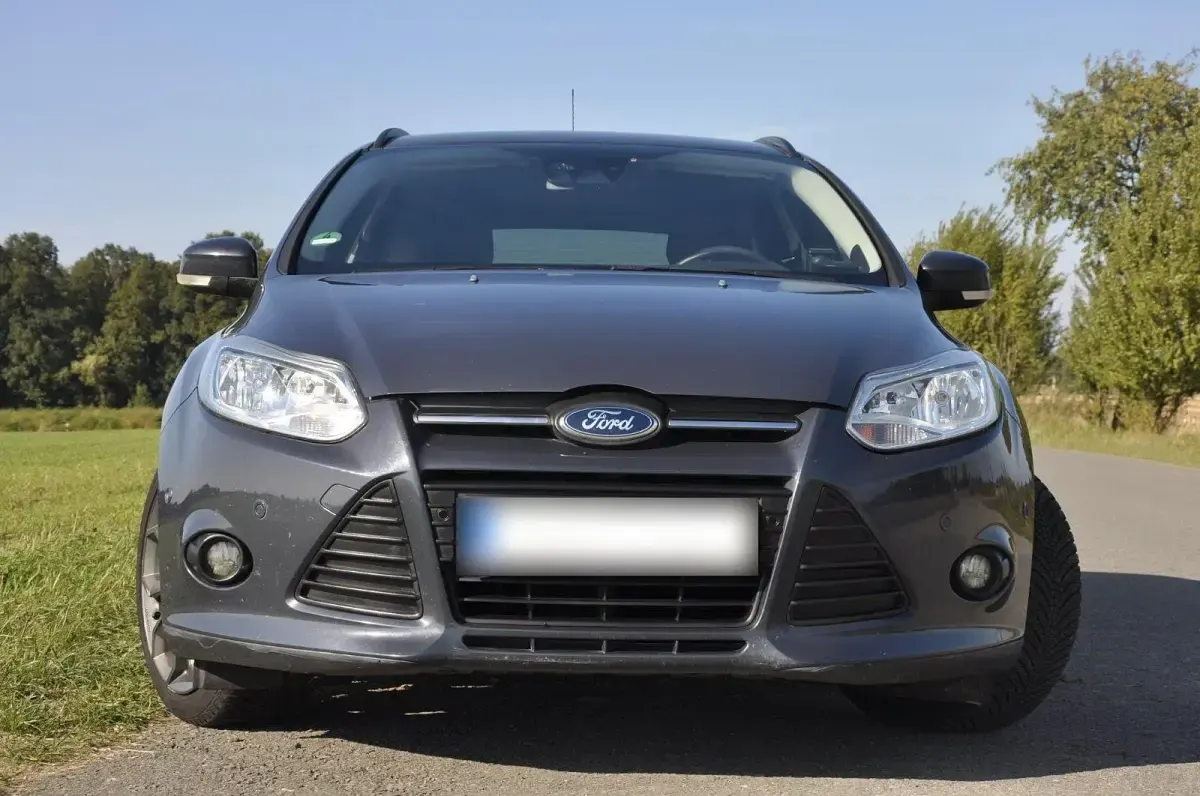 Gebraucht Ford Focus 109 PS (80 kW) 2011 Blau Kombi