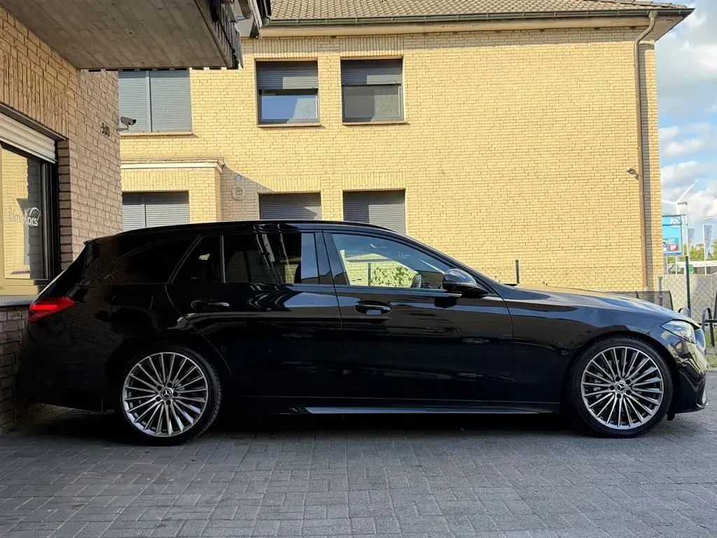 Gebraucht Mercedes C180 AMG line 170 PS (125 kW) 2023 Schwarz Kombi