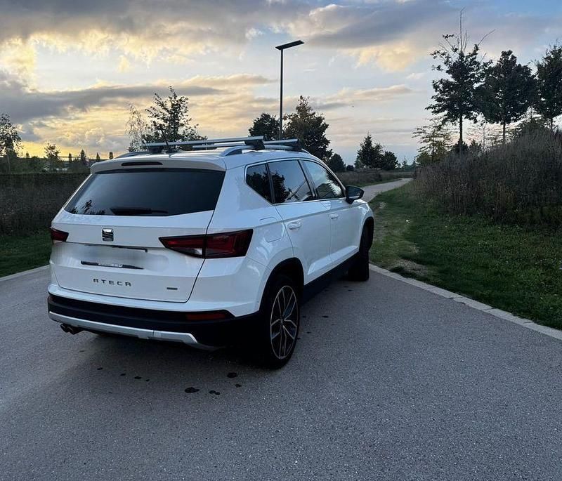Weiß Gebraucht 2017 Seat Ateca 4Drive SUV | 16.900 € (Fairer Preis) - Bild 1/4
