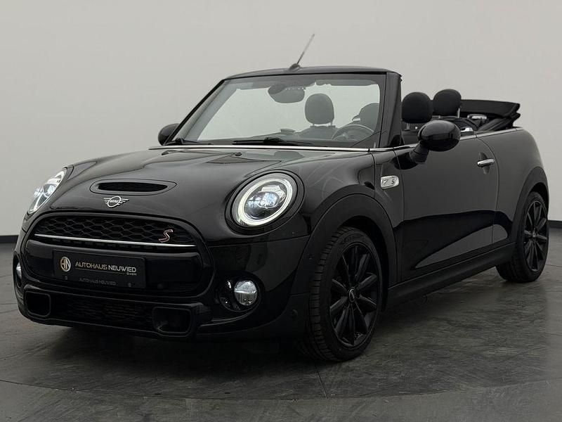 Gebraucht Mini Cooper S Cabriolet 192 PS (141 kW) 2019 Midnight black metallic Cabrio
