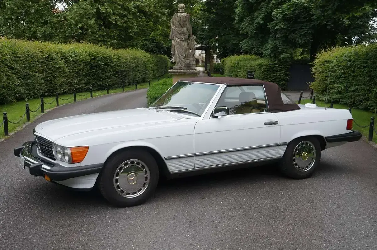 Gebraucht Mercedes 560 231 PS (169 kW) 1987 Weiß Cabrio