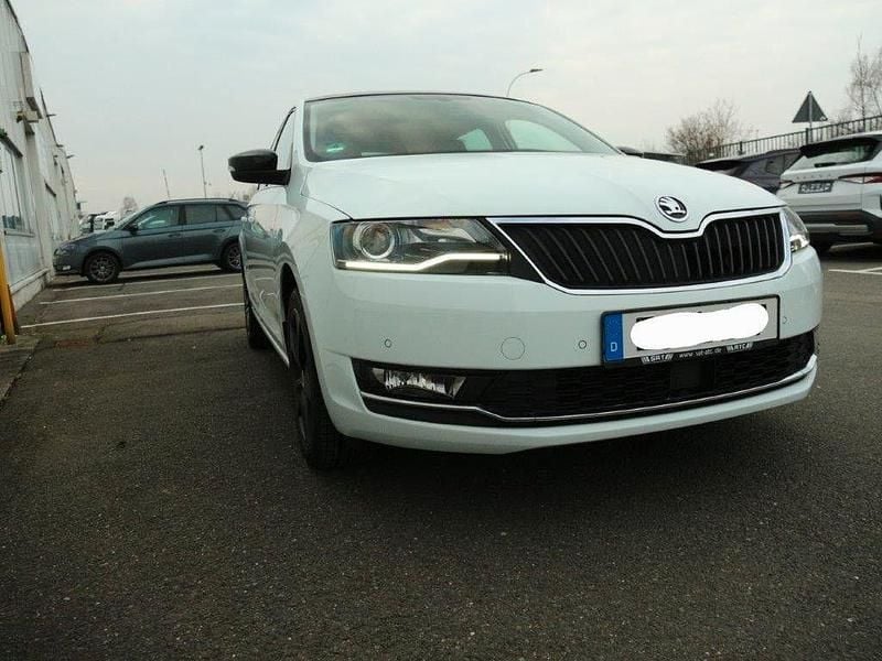 Gebraucht Skoda Rapid Style 110 PS (80 kW) 2017 Weiß Kleinwagen