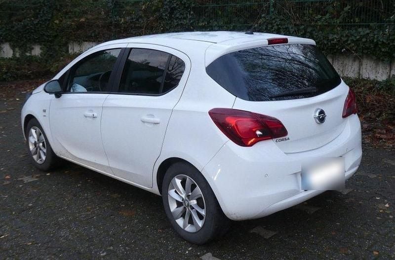 Gebraucht Opel Corsa drive 90 PS (66 kW) 2016 Weiß Kleinwagen