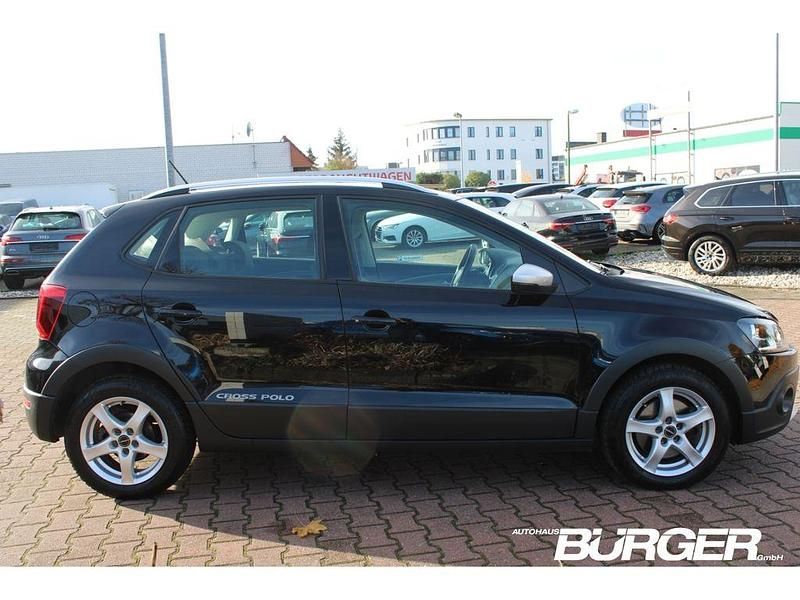 Gebraucht VW Polo Cross 110 PS (80 kW) 2017 Schwarz Kleinwagen