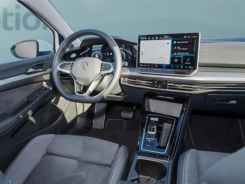 Gebraucht VW Golf VIII 150 PS (110 kW) 2025 Weiß Kleinwagen