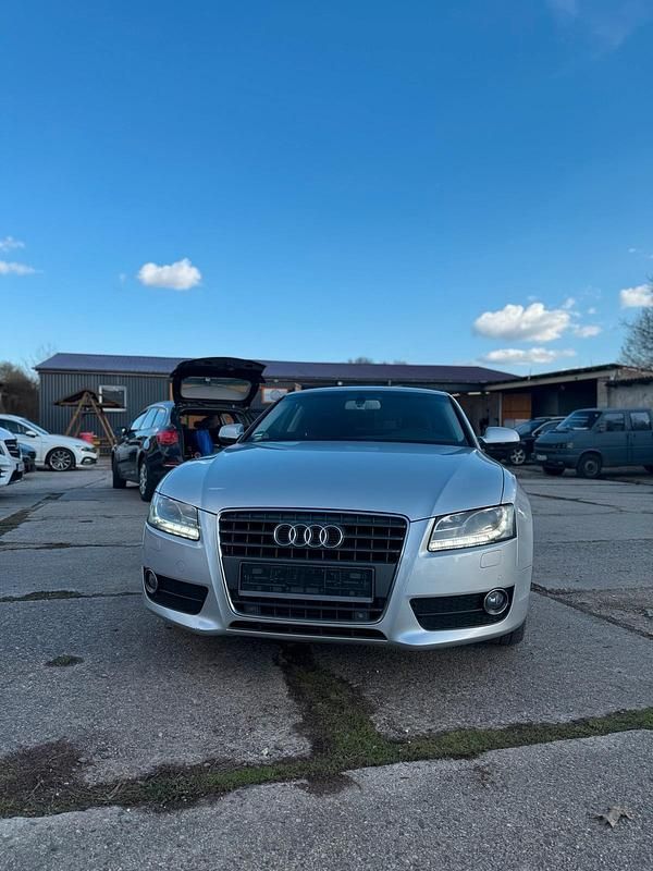 Gebraucht Audi A5 Design 211 PS (155 kW) 2010 Silber Coupé