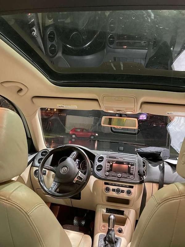 Gebraucht VW Tiguan Trendline 122 PS (89 kW) 2013 Grau SUV