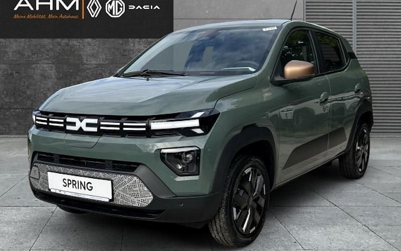 Gruen Neu 2025 Dacia Spring Extreme Kleinwagen | 22.400 € - Bild 1/4