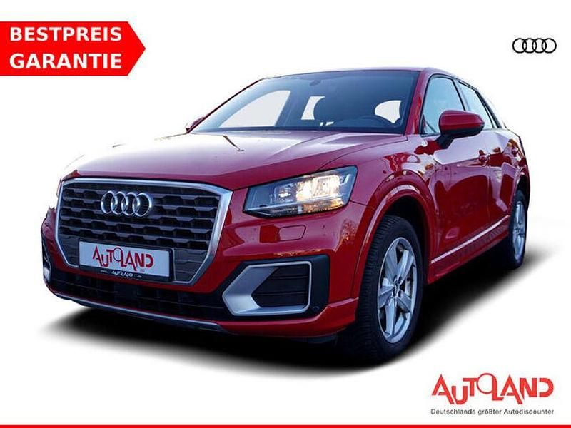 Rot Gebraucht 2020 Audi Q2 Comfort SUV | 22.490 € (Etwas zu teuer) - Bild 1/4