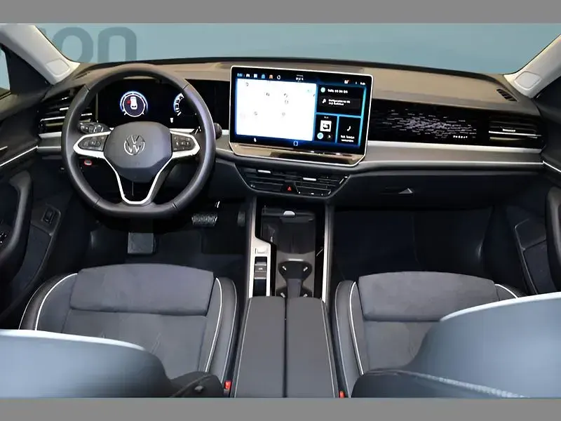 Gebraucht VW Passat 193 PS (141 kW) 2025 Weiß Kombi
