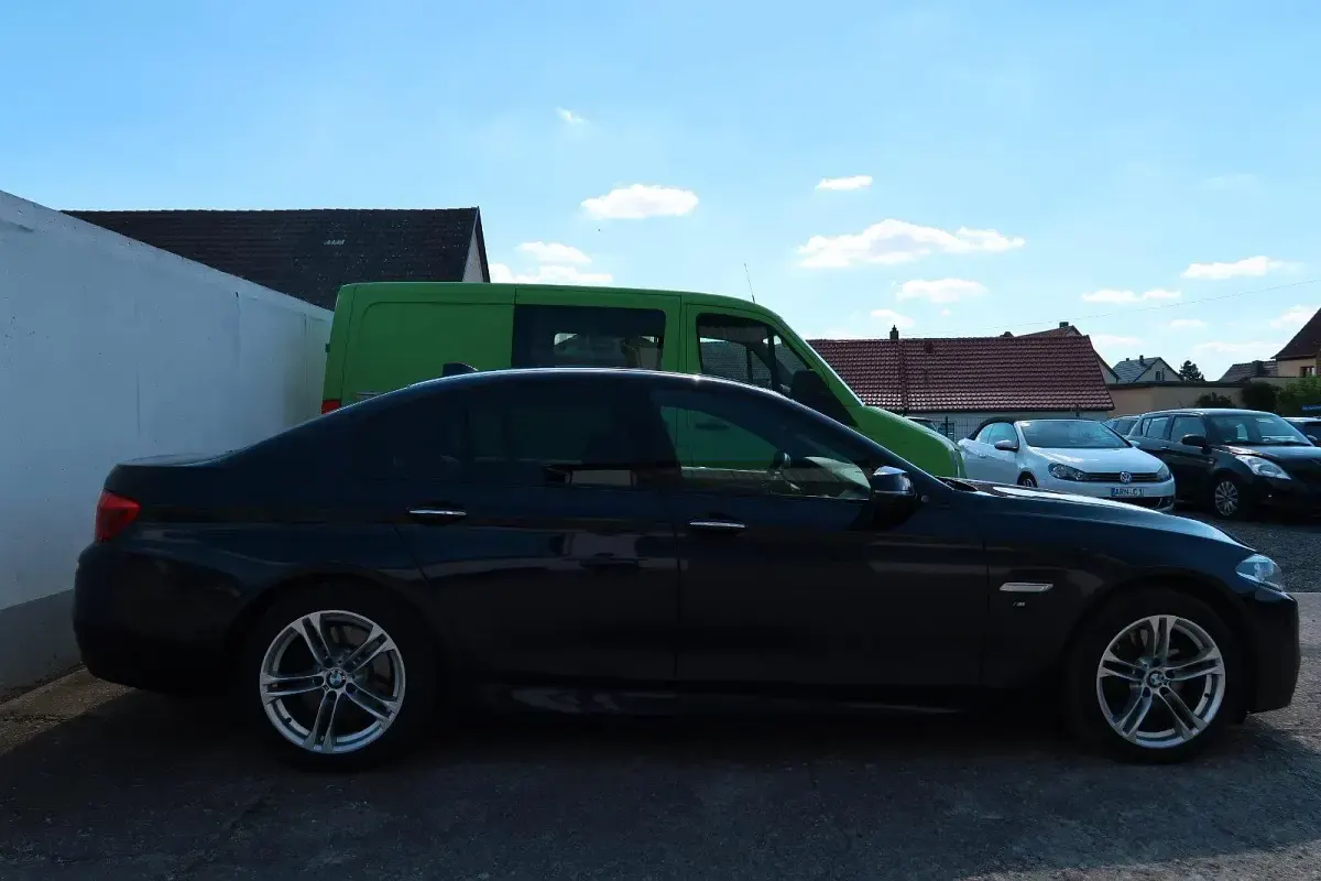 Gebraucht BMW 535 M Sport 313 PS (230 kW) 2013 Blau Limousine