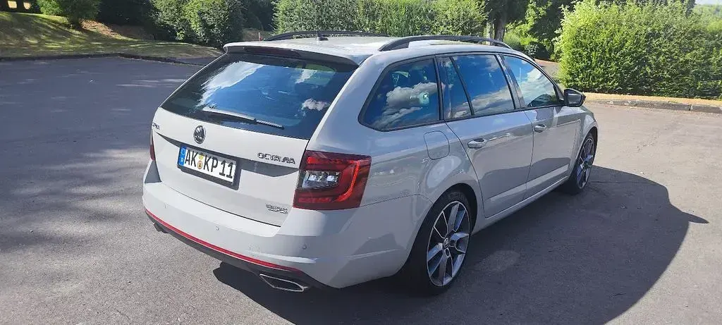 Gebraucht Skoda Octavia RS 230 PS (169 kW) 2018 Grau Kombi