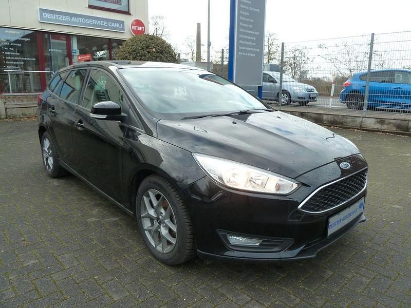 Usata Ford Focus 125 CV (91 kW) 2017 Nero Berlina