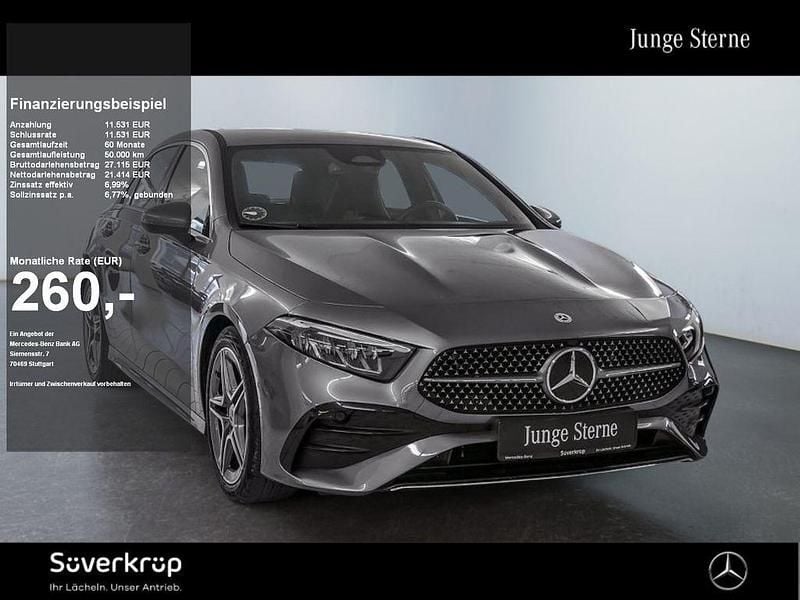 Grau Gebraucht 2024 Mercedes A200 AMG Limousine | 30.200 € (Guter Preis) - Bild 1/2