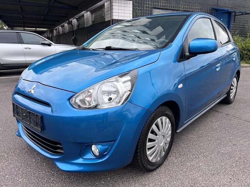 Blau Gebraucht 2016 Mitsubishi Space Star Kleinwagen | 3.490 € (Superpreis) - Bild 1/4
