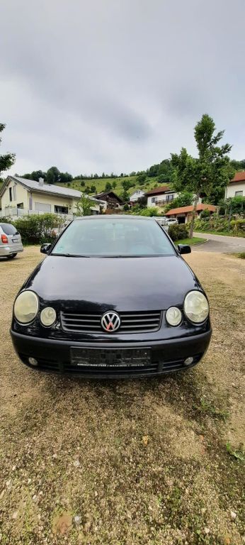 Schwarz Gebraucht 2002 VW Polo Limousine | 650 € (Superpreis) - Bild 1/4