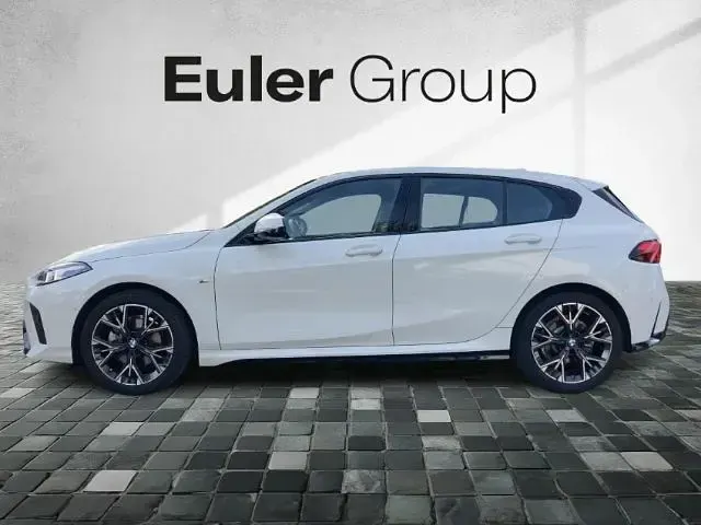 Gebraucht BMW 120 Shadowline 156 PS (114 kW) 2025 Weiss Kleinwagen