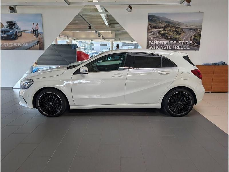Gebraucht Mercedes A200 156 PS (114 kW) 2016 Weiß Limousine