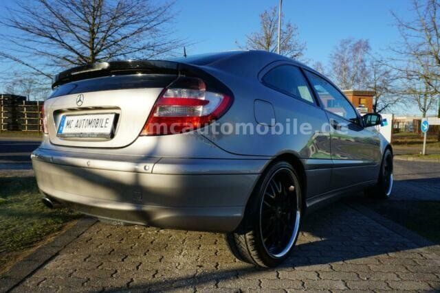 Gebraucht Mercedes C160 Sport Edition 122 PS (89 kW) 2007 Silber metallic Coupé