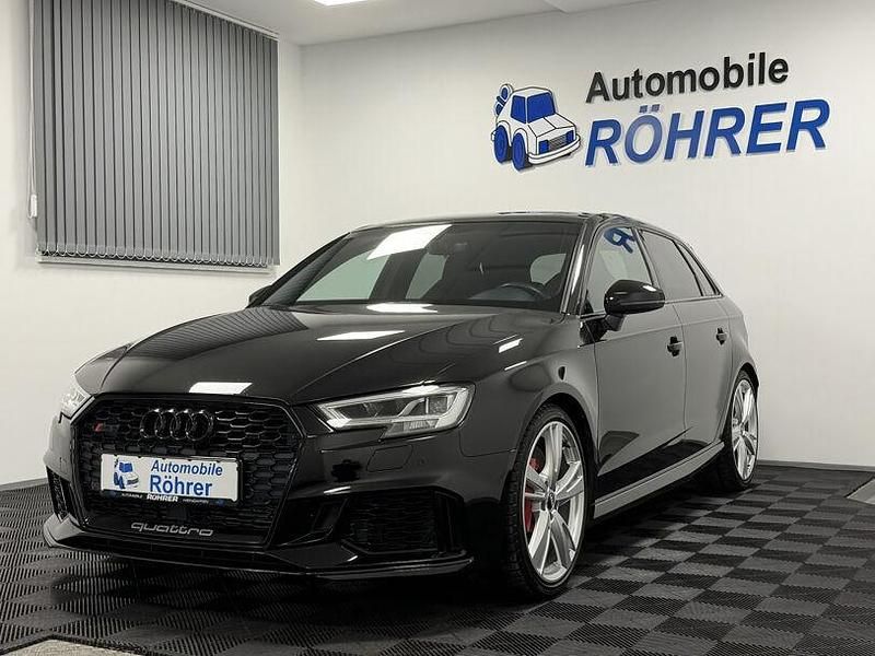 Gebraucht Audi RS3 Sportback Ambiente 400 PS (294 kW) 2018 Schwarz Kleinwagen