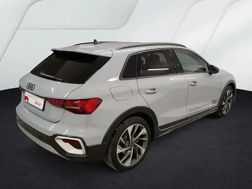 Gebraucht Audi A3 e-tron Sport 204 PS (150 kW) 2025 Grau Kleinwagen