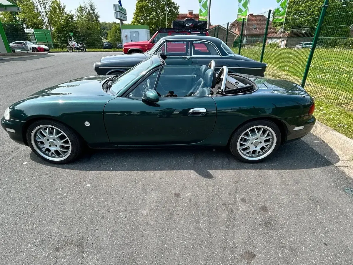 Gebraucht Mazda MX5 110 PS (80 kW) 1998 Grün Cabrio