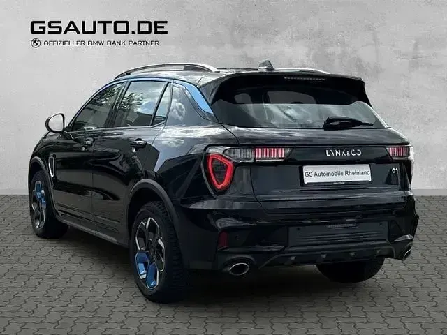 Second-hand Lynk & Co 01 197 CP (144 kW) 2022 Negru SUV