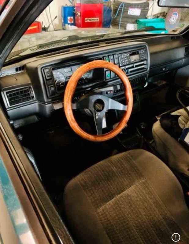 Gebraucht VW Jetta 90 PS (66 kW) 1991 Grün Limousine