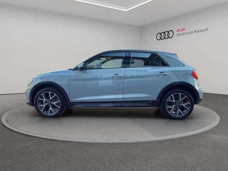 Gebraucht Audi A1 S-Line 116 PS (85 kW) 2026 Pfeilgrau perleffekt mythossch SUV