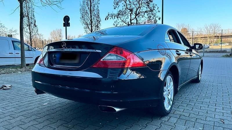 Gebraucht Mercedes CLS320 230 PS (169 kW) 2008 Schwarz Limousine