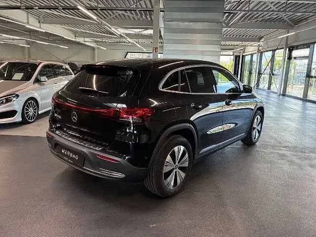 Gebraucht Mercedes EQA250 139 kW (190 PS) 2024 SUV