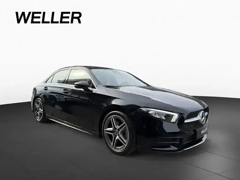 Gebraucht Mercedes A180 AMG line 136 PS (100 kW) 2021 Schwarz Limousine