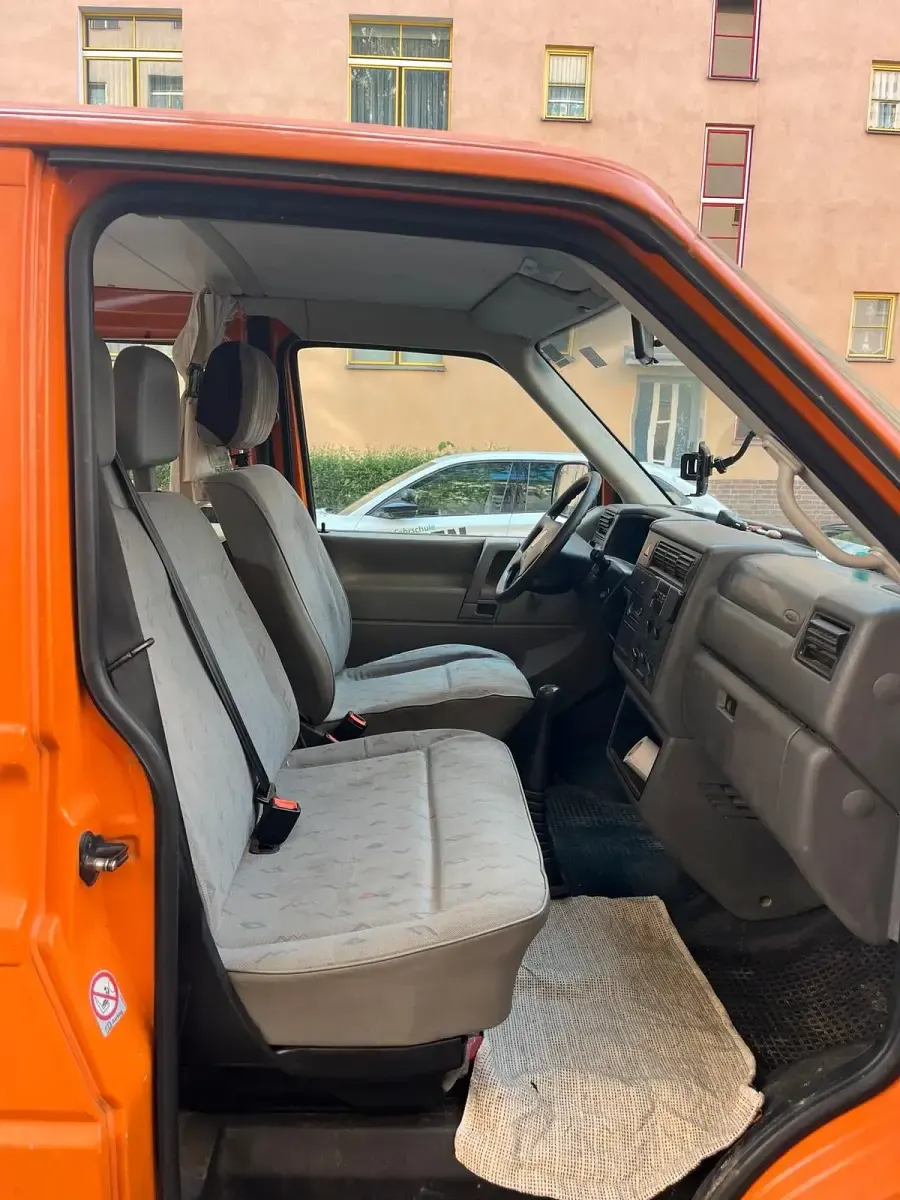 Gebraucht VW T4 68 PS (50 kW) 2001 Orange Van