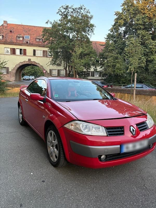 Rot Gebraucht 2006 Renault Mégane Cabriolet Cabrio | 1.199 € (Superpreis) - Bild 1/4