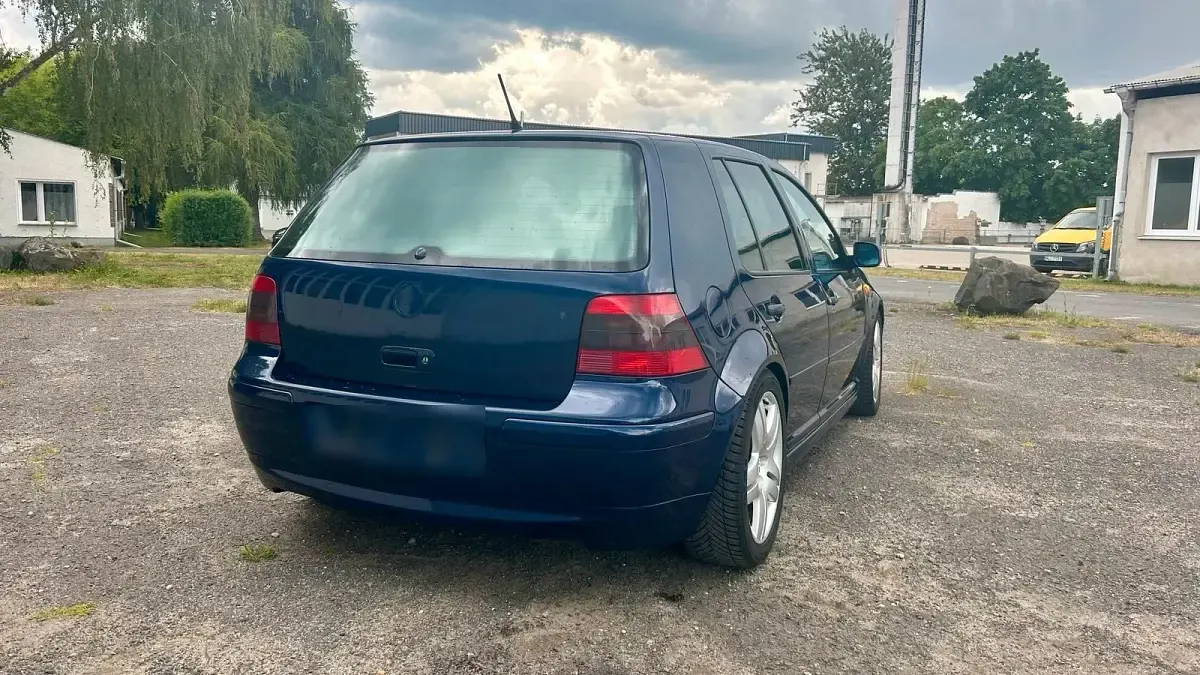 Gebraucht VW Golf III 101 PS (74 kW) 1999 Blau Limousine