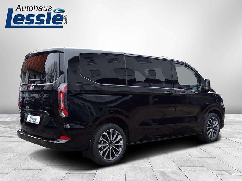 Neu Ford Tourneo Titanium X 170 PS (125 kW) 2025 Obsidianschwarz metallic Van / Kleinbus