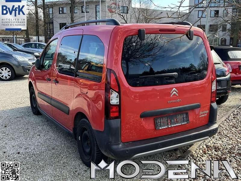 Gebraucht Citroën Berlingo XTR 120 PS (88 kW) 2017 Rot feuerrot sonderlack Van / Kleinbus