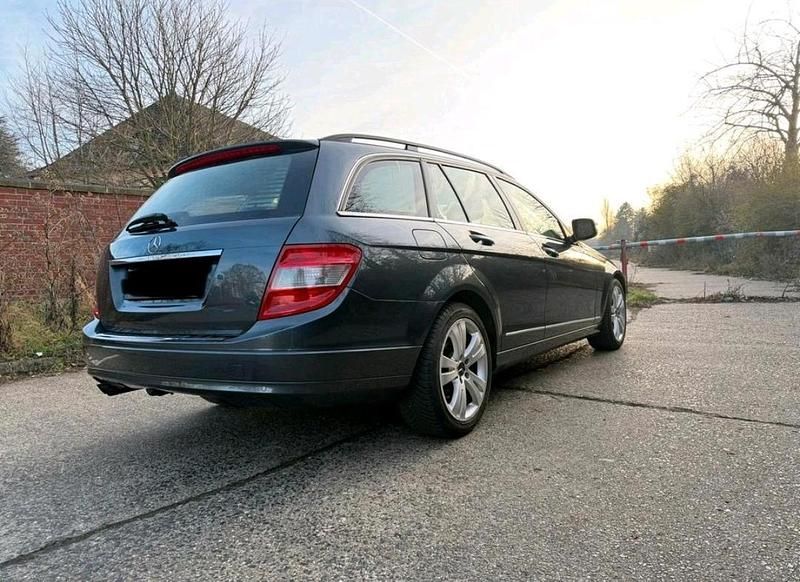 Gebraucht Mercedes C180 156 PS (114 kW) 2008 Grau Kombi