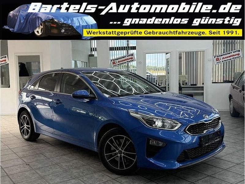 (b3l) blue flame m Gebraucht 2020 Kia Ceed Vision Limousine | 14.450 € (Fairer Preis) - Bild 1/4
