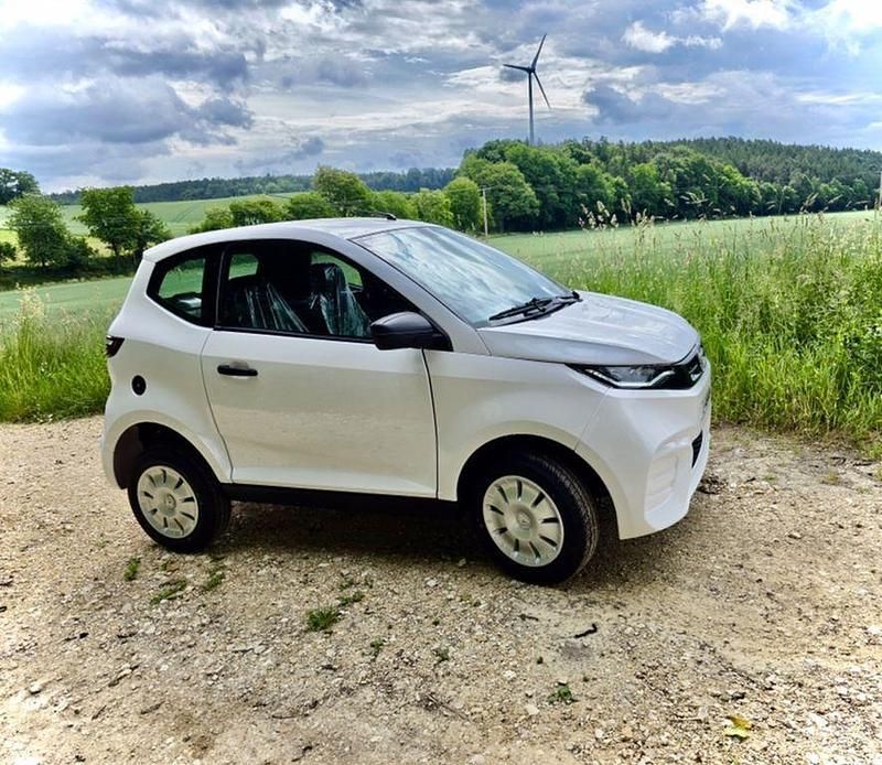 Weiß Neu 2025 Aixam City | 14.590 € (Superpreis) - Bild 1/4