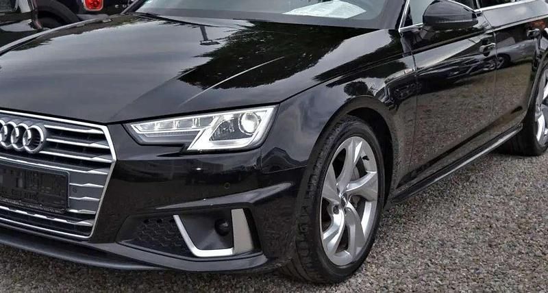 Brillantschwarz Gebraucht 2019 Audi A4 S-line plus Kombi | 27.950 € (Superpreis) - Bild 1/4